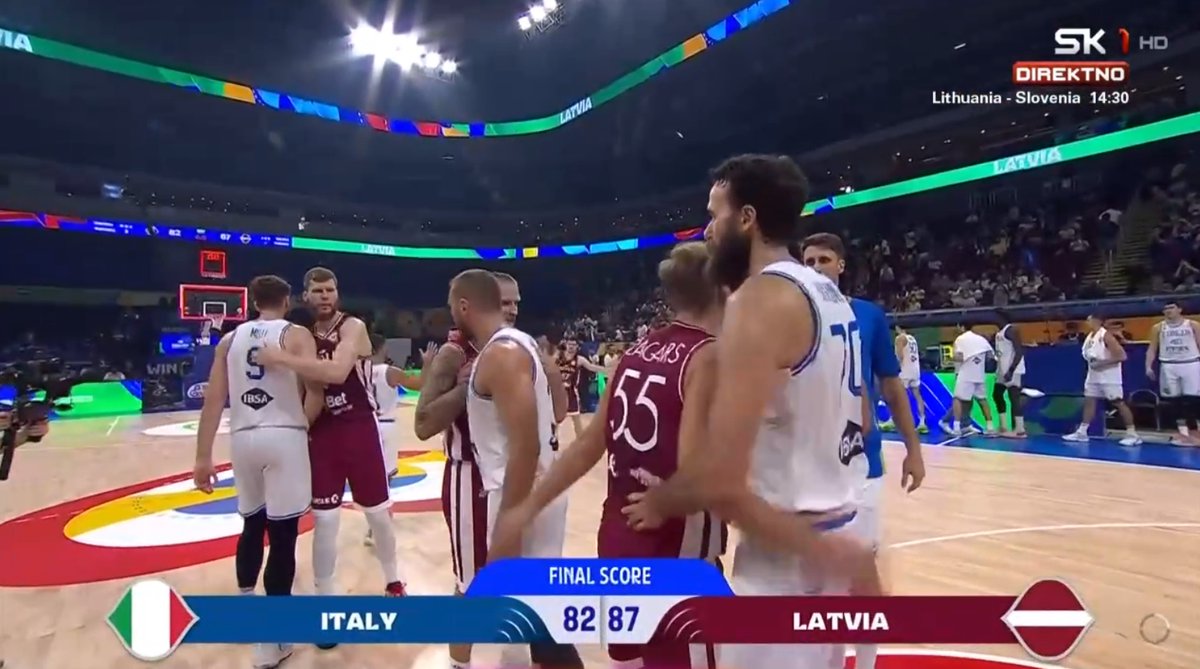 leopnd1's tweet photo. Grazulis con un index di 36, con 12/13 al tiro e 28 punti trascina la Lettonia contro l'Italia... I vicini si giocheranno la partita per la settima posizione...
#ITALAT #FIBAWC #FIBAWC2023 #MondialiTipo https://t.co/SHy5Nd7uDc