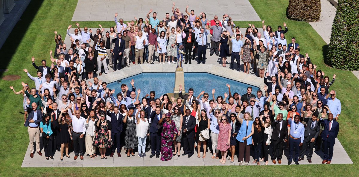 NOIweala's tweet image. Kicking off the 2023 @WTO Public Forum with a cross section of WTO staff posing for our 2050 Time Capsule!