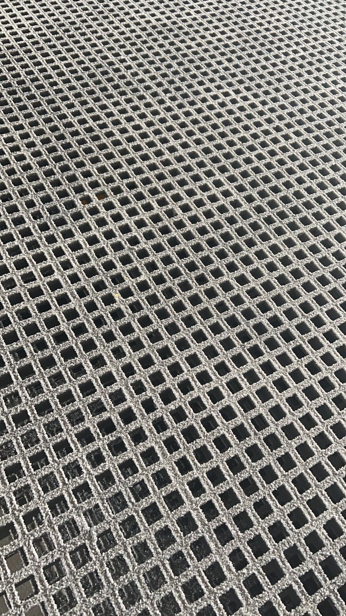 davidwang930's tweet image. We are special production that Mini mesh gratings