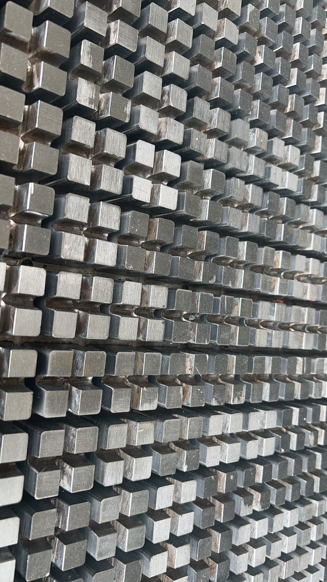davidwang930's tweet image. We are special production that Mini mesh gratings