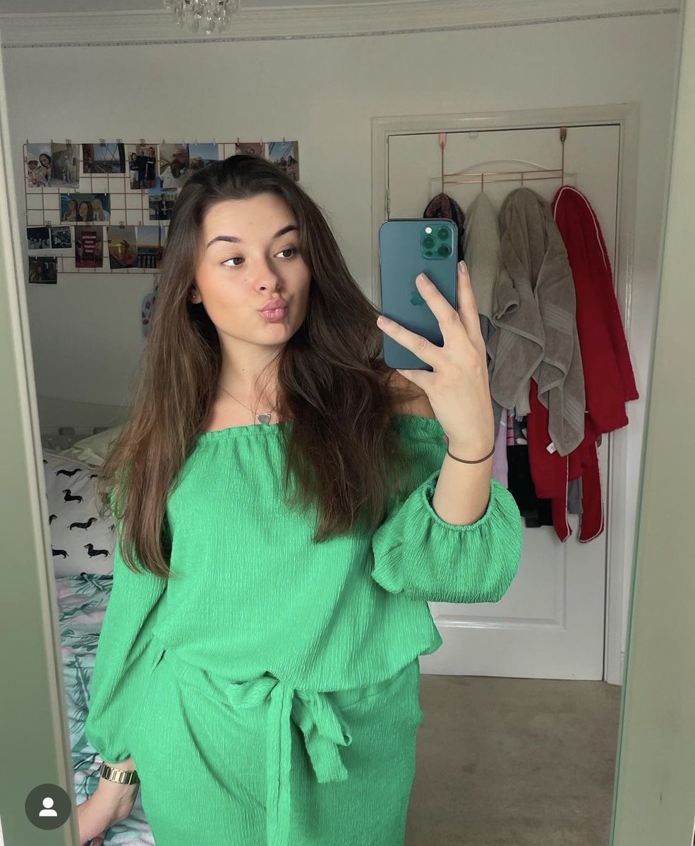 FransBoutiquex's tweet photo. DANICA🔎 is only £22👀

Don’t forget to tag us &amp; send in your pictures!😍 

https://t.co/nsILktYVxD 

@emilycuttingx

#danica #green #customerpic #coord #lounge #set #viral #trend #trending #smallbusiness #shopsmall #shoplocal #shopsmallbusiness #heatwave #essex #london #uk https://t.co/vOgwjvhqPN