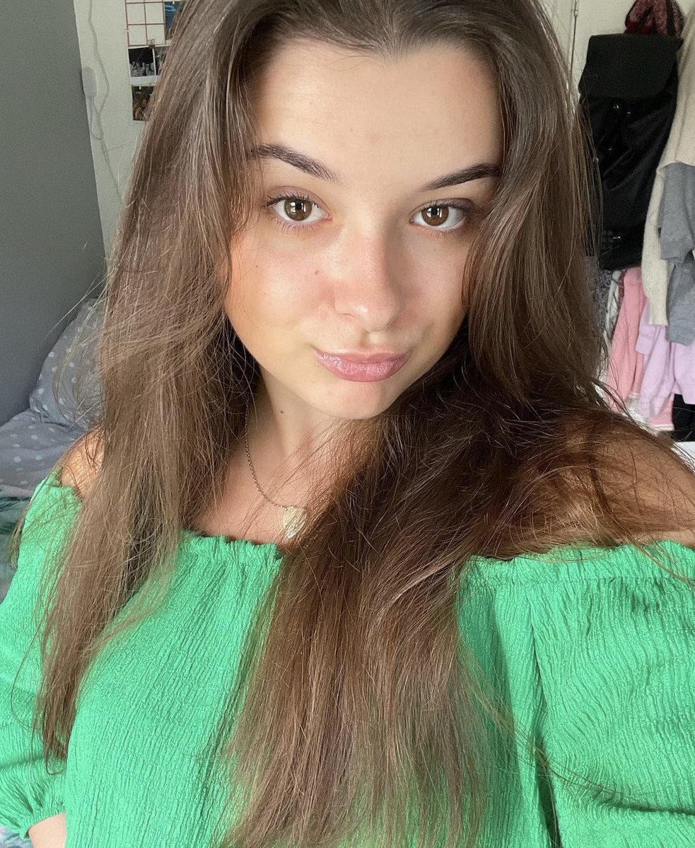 FransBoutiquex's tweet photo. DANICA🔎 is only £22👀

Don’t forget to tag us &amp; send in your pictures!😍 

https://t.co/nsILktYVxD 

@emilycuttingx

#danica #green #customerpic #coord #lounge #set #viral #trend #trending #smallbusiness #shopsmall #shoplocal #shopsmallbusiness #heatwave #essex #london #uk https://t.co/vOgwjvhqPN