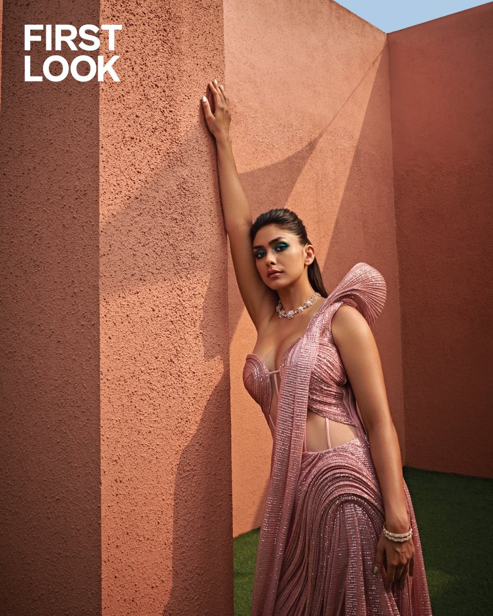 FIRST LOOK MAGAZINE (@FIRSTLOOK_mag) / Posts / X