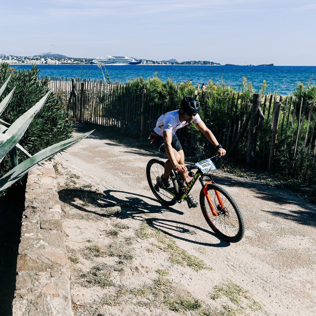 Roc d'Azur CIC tweet media