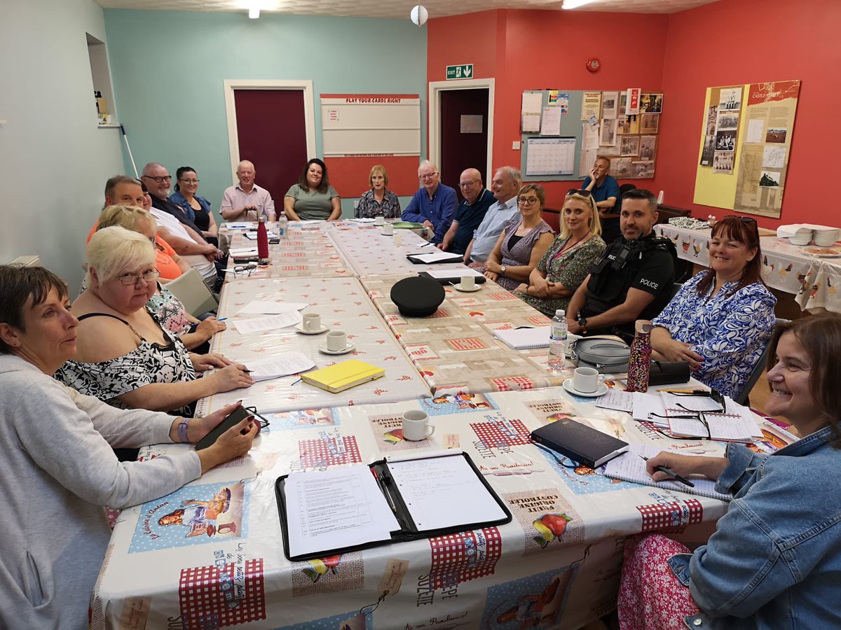 Conor_SuppComm's tweet photo. We are delighted @SuppCommunities to facilitate such a great turnout today at the Ballymoney/Ballycastle Inter-agency meeting. Thanks to Castle Comm Assoc for hosting and @Darragh_SuppCom for stepping in. @nihecommunity @Colm_SuppComm https://t.co/PgDm6QyFGz