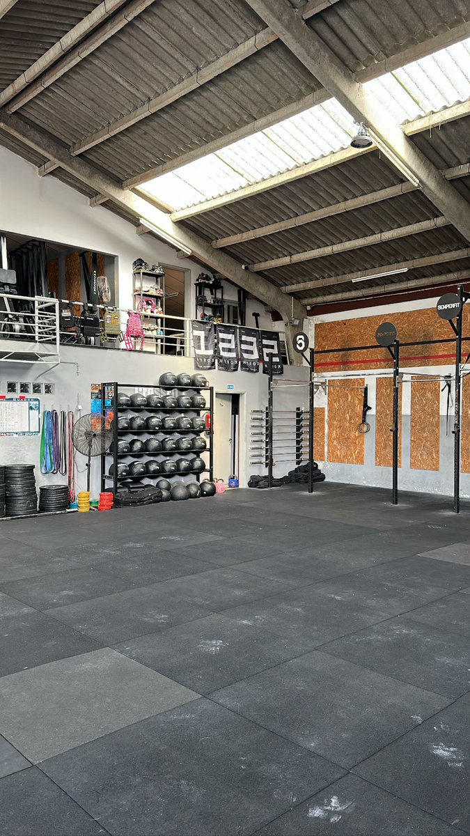 Sobrevivi a mais um 🥵 É o que importa #crossfit