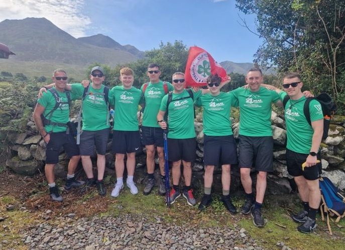 Great weather to kick off the 4PeaksChallenge across Ireland, Wales, Scotland & England. 8 guys from Belfast raising awareness of how good it is to talk about your mental health and raising funds for our #SuicidePrevention work! 🔥 @OrlaithClinton @michaelhegney