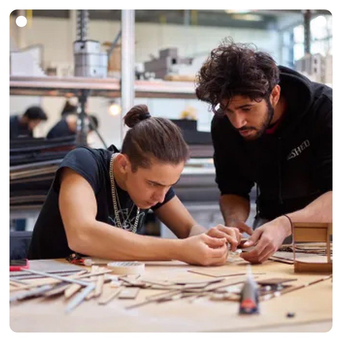 designjobsboard's tweet photo. The UCA campus at Epsom has become the Centre of Excellence for School of Fashion and
Textiles. They are looking to grow their family of technicians and seek a Technician in Digital Print Textiles. 

Find out more on https://t.co/YRkJLVFwkU https://t.co/EmAkiOd7IR