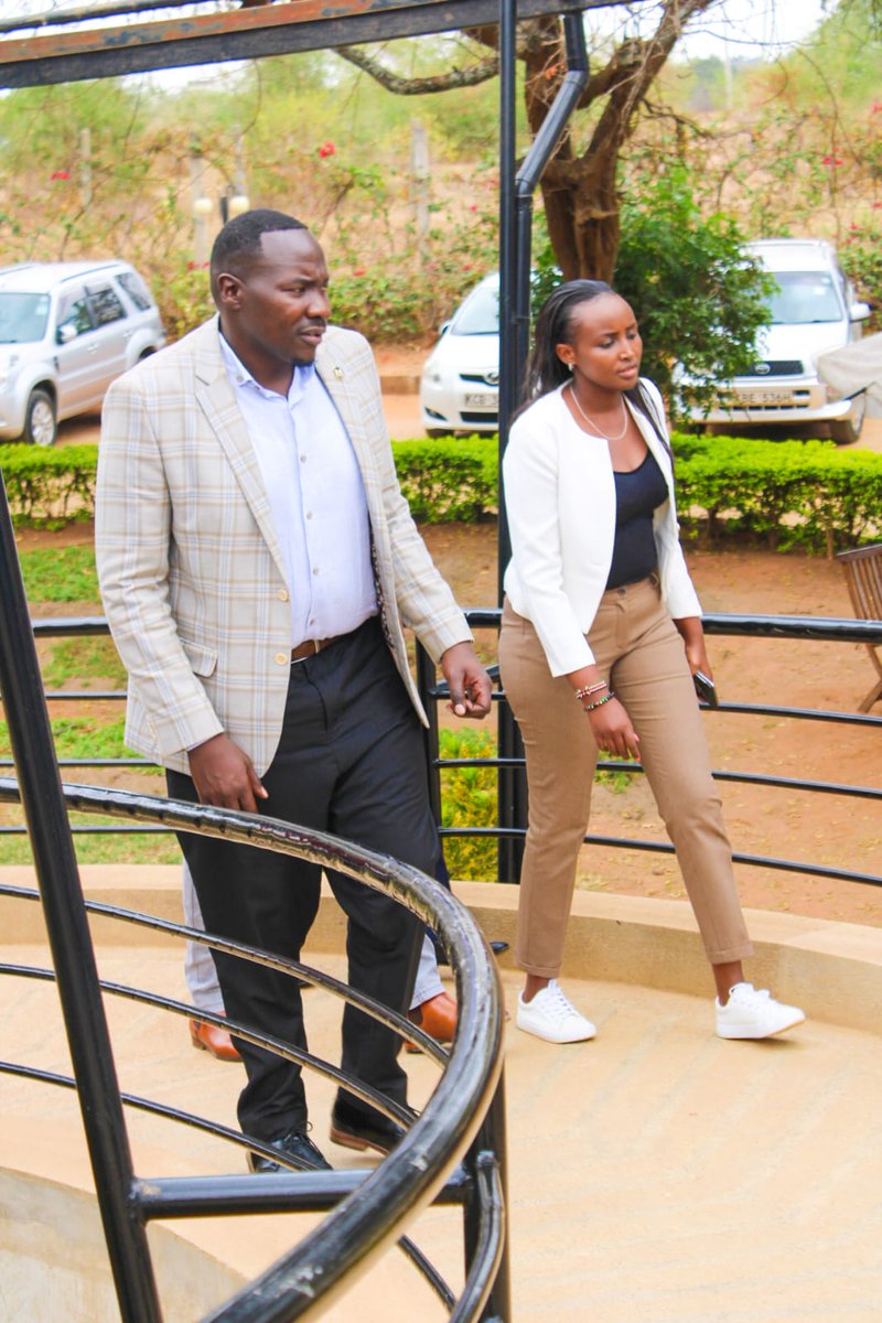 Benson_Mwiti_25's tweet photo. @P_potus @BrianMPeter @Loisekairo @AndrewMuoki2 @Victorkjr32 @Kawypam2kawypam Tupatane Makueni form ni plug Mtaani #PlugMtaaniMakueniChapter https://t.co/qFj2fCxm0K