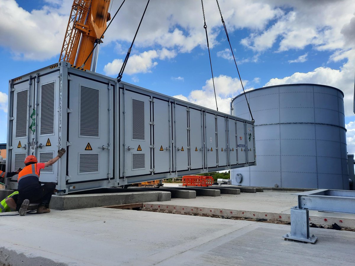 Thanks to our main contractor @RussellWBHO and specialist contractors  @wattstor , <a href="/solpvgroup/">Sol PV Group Ltd</a>, <a href="/HeatworksLtd/">Heatworks Ltd</a>  and <a href="/ESCUK1/">Engineering Services Consultancy Ltd</a>