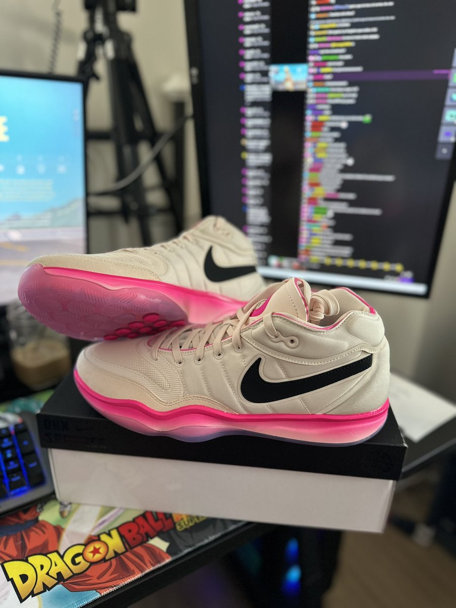 DaniKongi's tweet photo. Esta barbaridad me acaba de acaba de mandar @BasketCountry 🥵🥵 https://t.co/VnLYIo5QI7