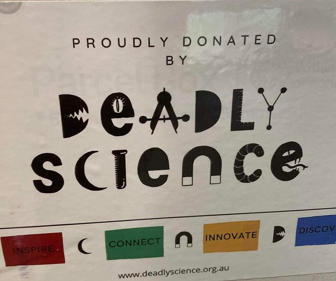 fernbayps's tweet image. Fern Bay Public School students were excited to receive a special delivery today from DeadlyScience and Australia Post. Thank you Deadly Science for your generous donation of three huge boxes full of Lego. Our students can’t wait to create! #deadlyscience #LoveWhereYouLearn