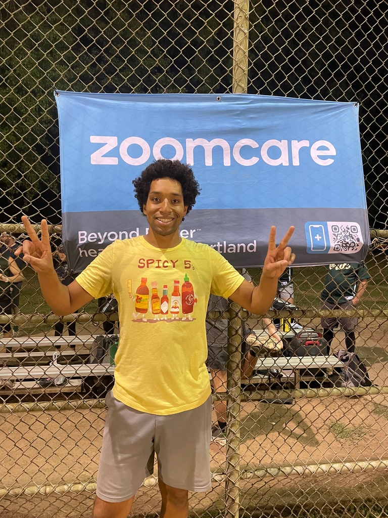 Underdog_PDX's tweet photo. #ZoomCarePlayerOfTheGame #UnderdogPortland #MoreFriendsMoreFun https://t.co/u6Z7qhHklY