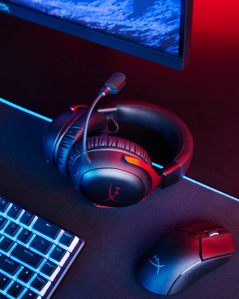 HyperX's tweet image. Cloud III Wireless brings you 120 hours of uninterrupted comfy gaming 😊

🛍 hyperx.gg/audio