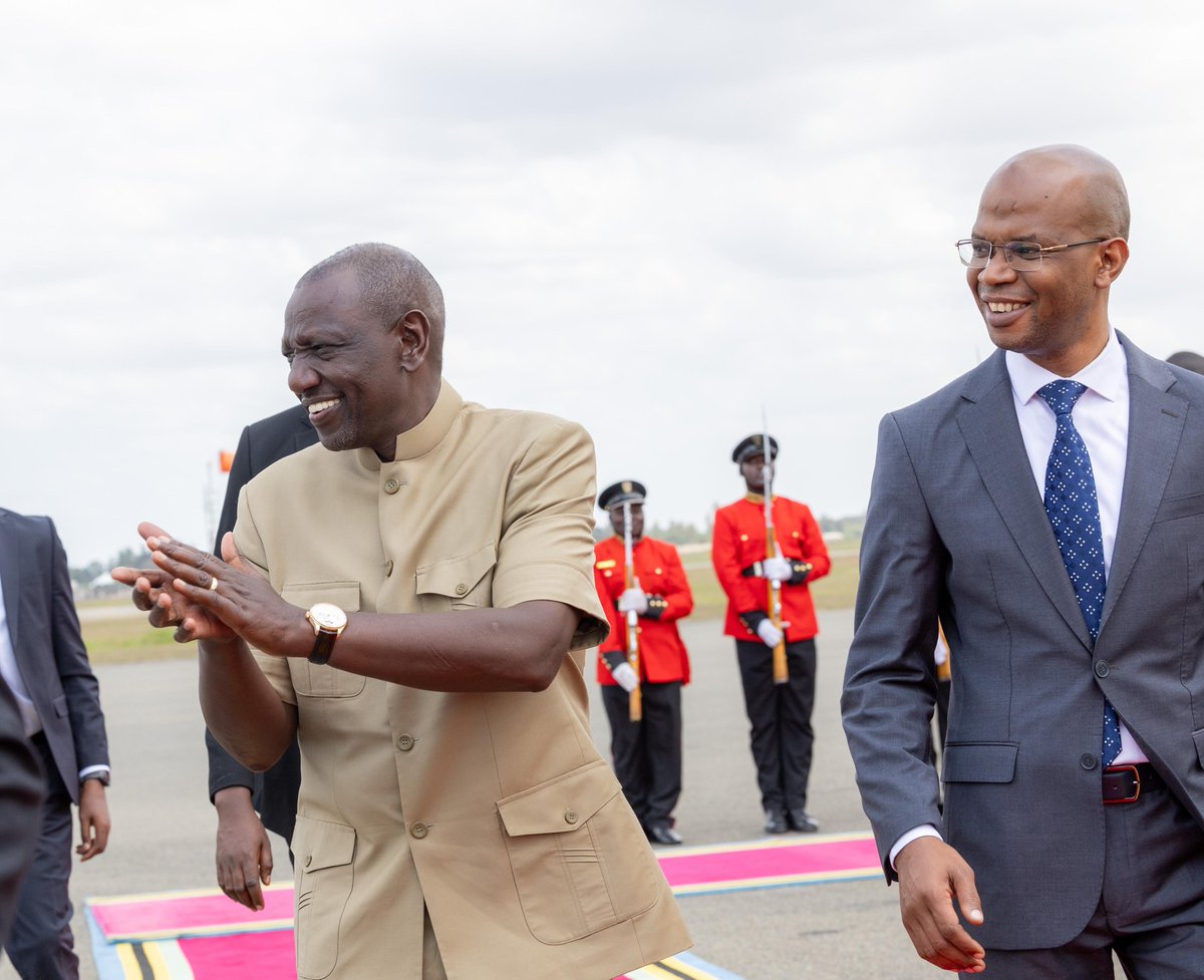 WilliamsRuto's tweet image. Africa has a huge potential in the agricultural space to exploit. We must step forward, join hands and put to use the untapped resources that we have — including the enormous arable lands and favourable weather.