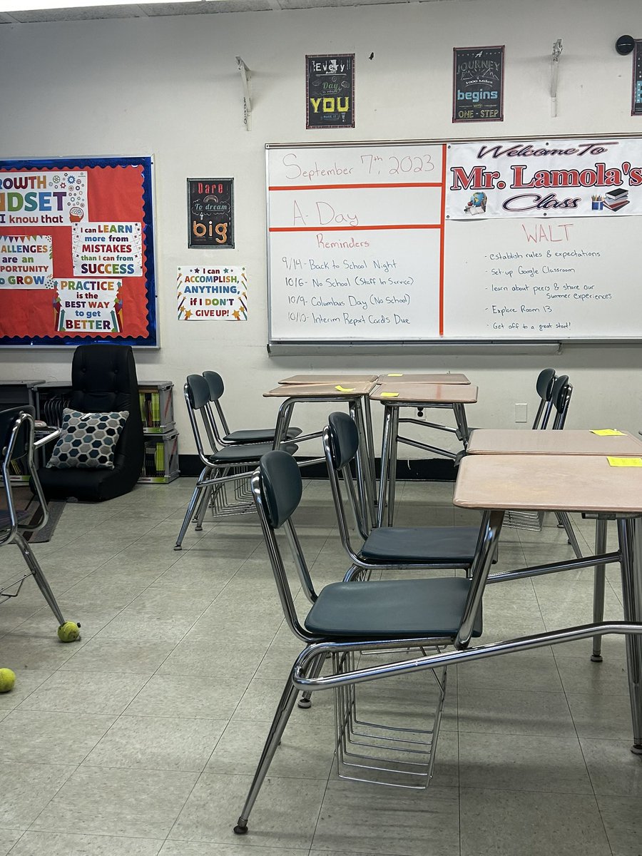 Happy 1st Day of School!!! 🤓 #Year11