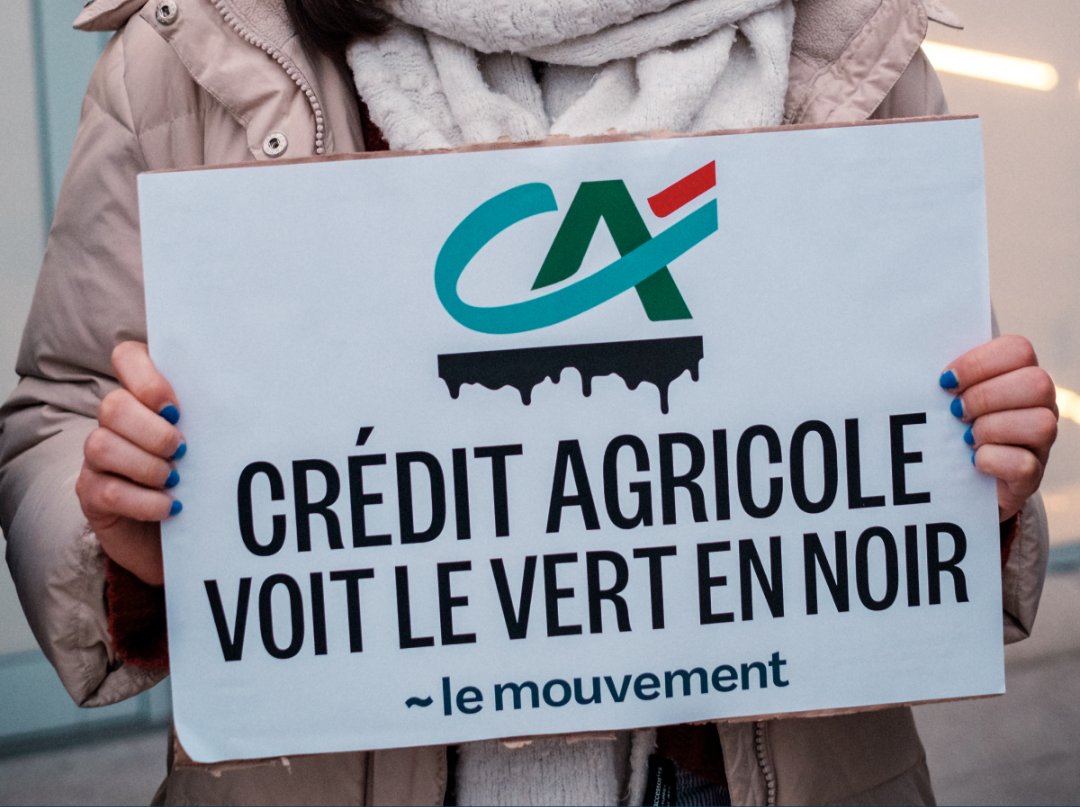 Il y a un an, suite à nos actions, le <a href="/CreditAgricole/">Crédit Agricole</a> prenait des engagements en faveur du #Climat

Pas suffisamment on dirait : cet été l'ONU l'a interpellé sur ses liens commerciaux avec #SaudiAramco, géant pétrolier aux activités climaticides 💀

Un mot <a href="/PhilippeBrassac/">Philippe Brassac</a> ?