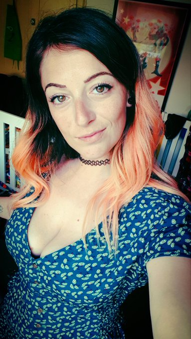 I'm going to miss the hot weather where I can just put a summer dress on! https://t.co/Vg0JhmotzG<a href="/tag/spiderman"class="tags"><span>#spiderman</span></a><a href="/tag/cosplay"class="tags"><span>#cosplay</span></a>