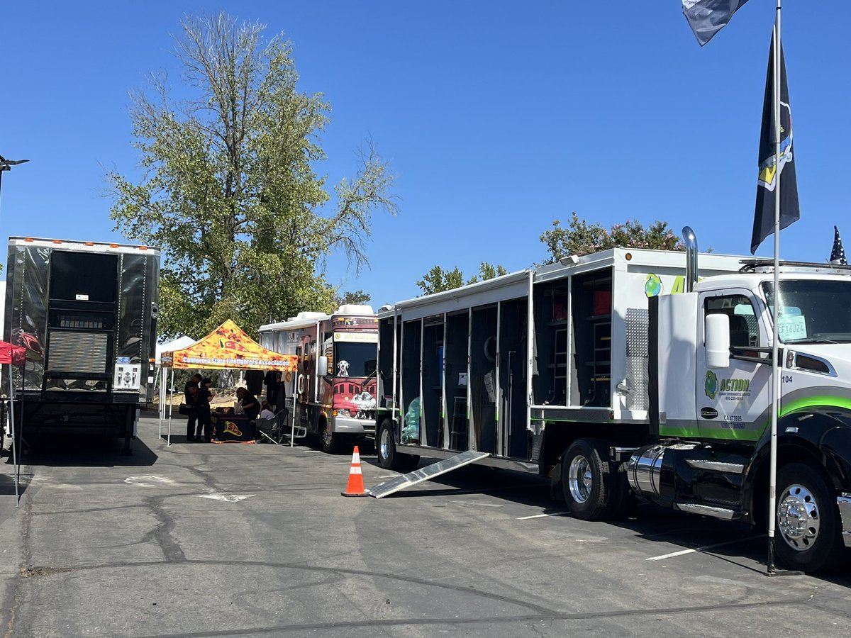CSFAFIRE's tweet photo. The CSFA team and RV1 were at the Haz Mat Continuing Challege in Sacramento yesterday. 

If you spot CSFA RV-1 on the road don’t forget to snap a photo and tag us! #csfarv1 

#fireassociation #firefighters #csfa #californiafirefighter https://t.co/louhg5WUhU