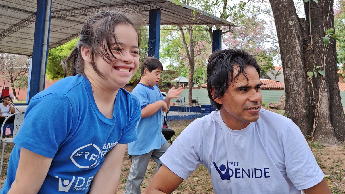 denidepy's tweet photo. 👧🧒 Las niñas y niños del DENIDE ya se están preparando para la competencia de @oep_paraguay del próximo octubre.
🎾 El entrenamiento está a cargo del profesor Edgar Alderete, docente de Educación Física del DENIDE.
#Salud #Deportes #InclusiónEsAcción #DENIDE https://t.co/IH2JChEpuK