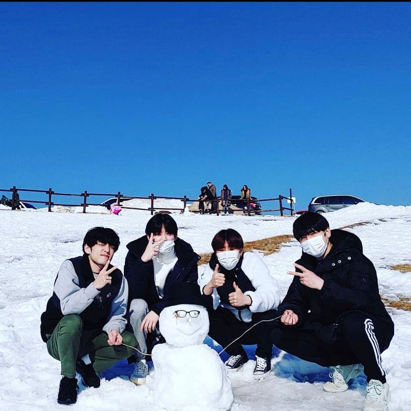 hello_chibii's tweet photo. To my Super Band Day6 :
Sungjin, Young K, Wonpil, Dowoon, Let's write more memories,We have passed 8 years together, I want to be with you guys, forever💖
#DAY6 #데이식스
#8YearswithDAY6
#DAY68thAnniversary
#데이식스의_8번째_페이지
#DAY6_8th_Page #Sungjin #Youngk #Wonpil #Dowoon https://t.co/ZYe1eHdTZe