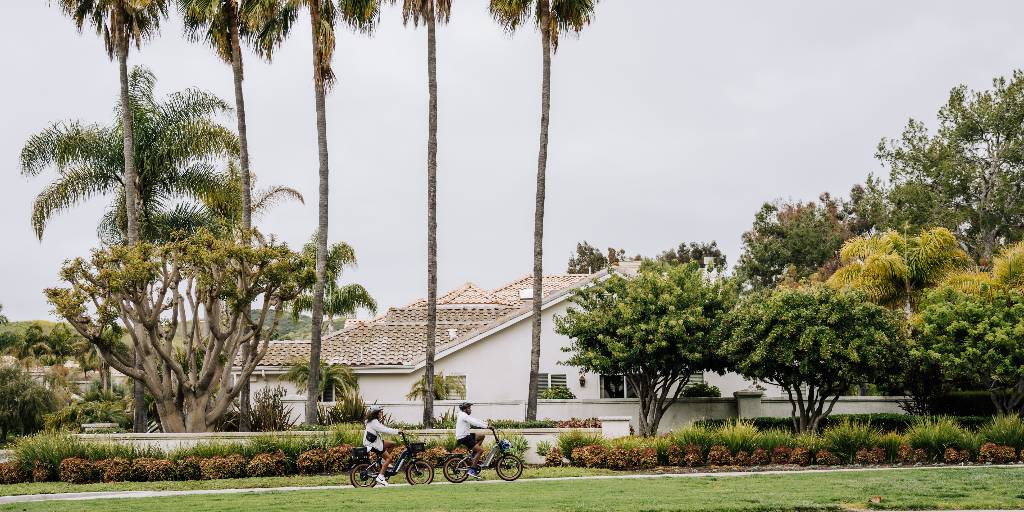 AventonBikes's tweet photo. Experience the ultimate freedom with our four PAS levels - Eco, Tour, Sport, and Turbo. Whether you want a leisurely cruise or a high-speed adventure, we've got you covered. Riding into the future with Aventon ebikes.
#Aventon #RideMoreBeHappy #Ebike #ElectricBike #Sinch #Sinch2 https://t.co/f0mIT7bvba