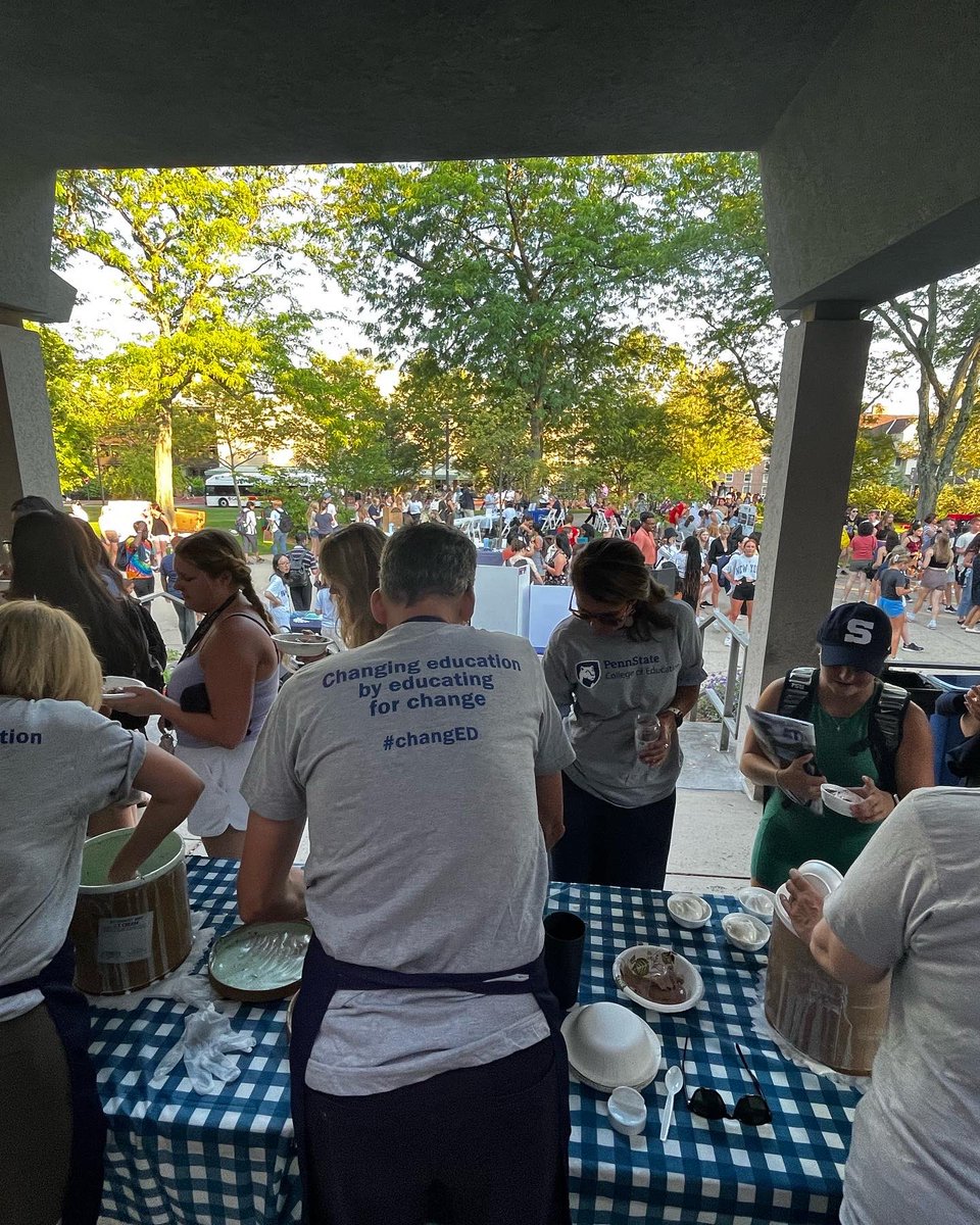 The Fall 2023 Ice Cream Social last night was a big hit and made even better by a surprise visit from the @NittanyLion ! The event was part of a series celebrating 100 years of the #PennState College of Education. #WeAre #changED #ChangeMakers #FoundationShakers