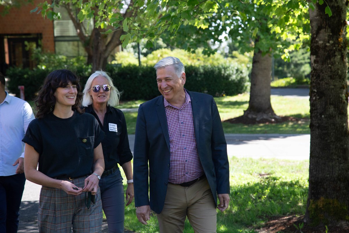 WSUVancouver's tweet photo. We had a wonderful visit yesterday from Congresswoman Marie Gluesenkamp Perez. She took a campus tour and sat down with some of our students for a discussion.
View the rest of the pictures here: https://t.co/ulYa4iBIiw
@enetzhammer @RepMGP
#WSUV #GoVanCougs #VanCoug https://t.co/kTsLeHKef6
