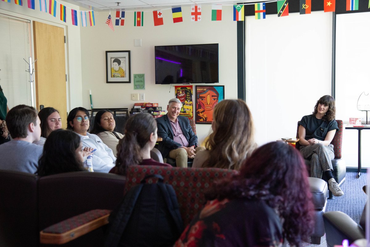 WSUVancouver's tweet photo. We had a wonderful visit yesterday from Congresswoman Marie Gluesenkamp Perez. She took a campus tour and sat down with some of our students for a discussion.
View the rest of the pictures here: https://t.co/ulYa4iBIiw
@enetzhammer @RepMGP
#WSUV #GoVanCougs #VanCoug https://t.co/kTsLeHKef6