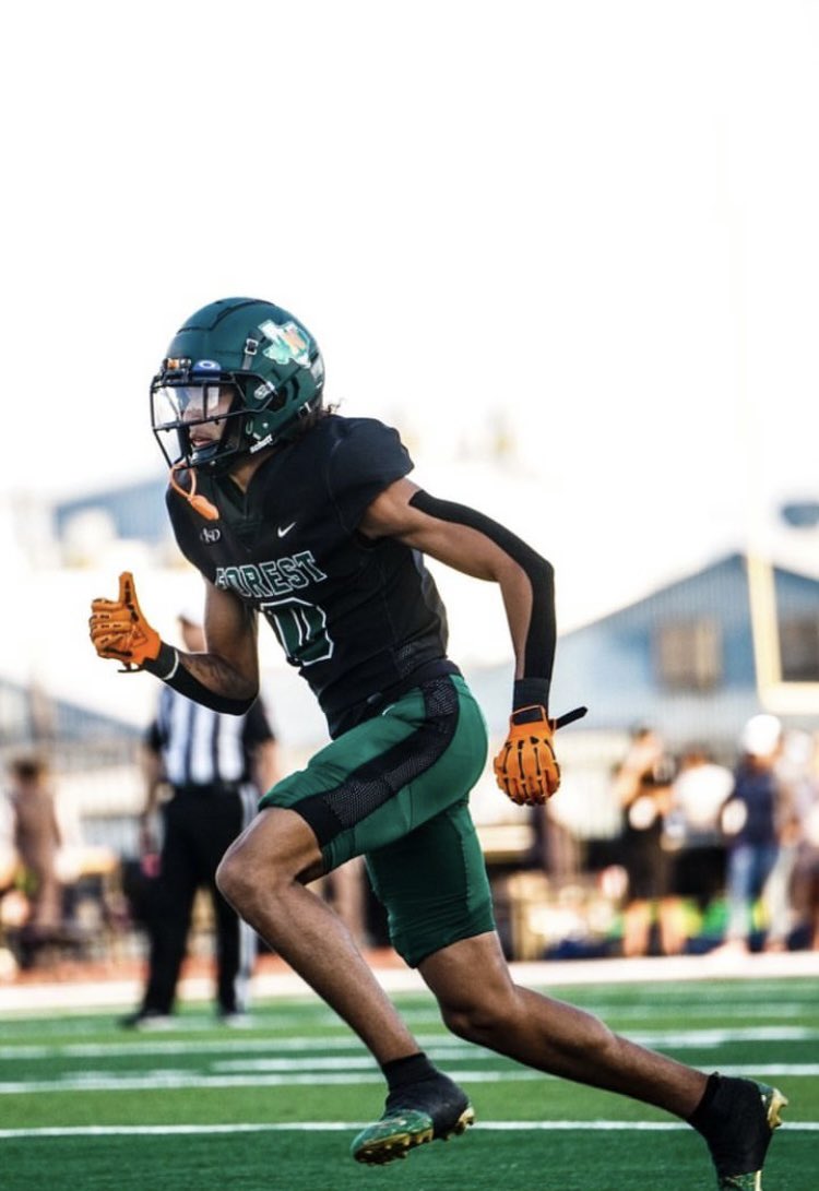 d1_chance's tweet photo. Blessed to see another year #17 https://t.co/zqUEqslka7