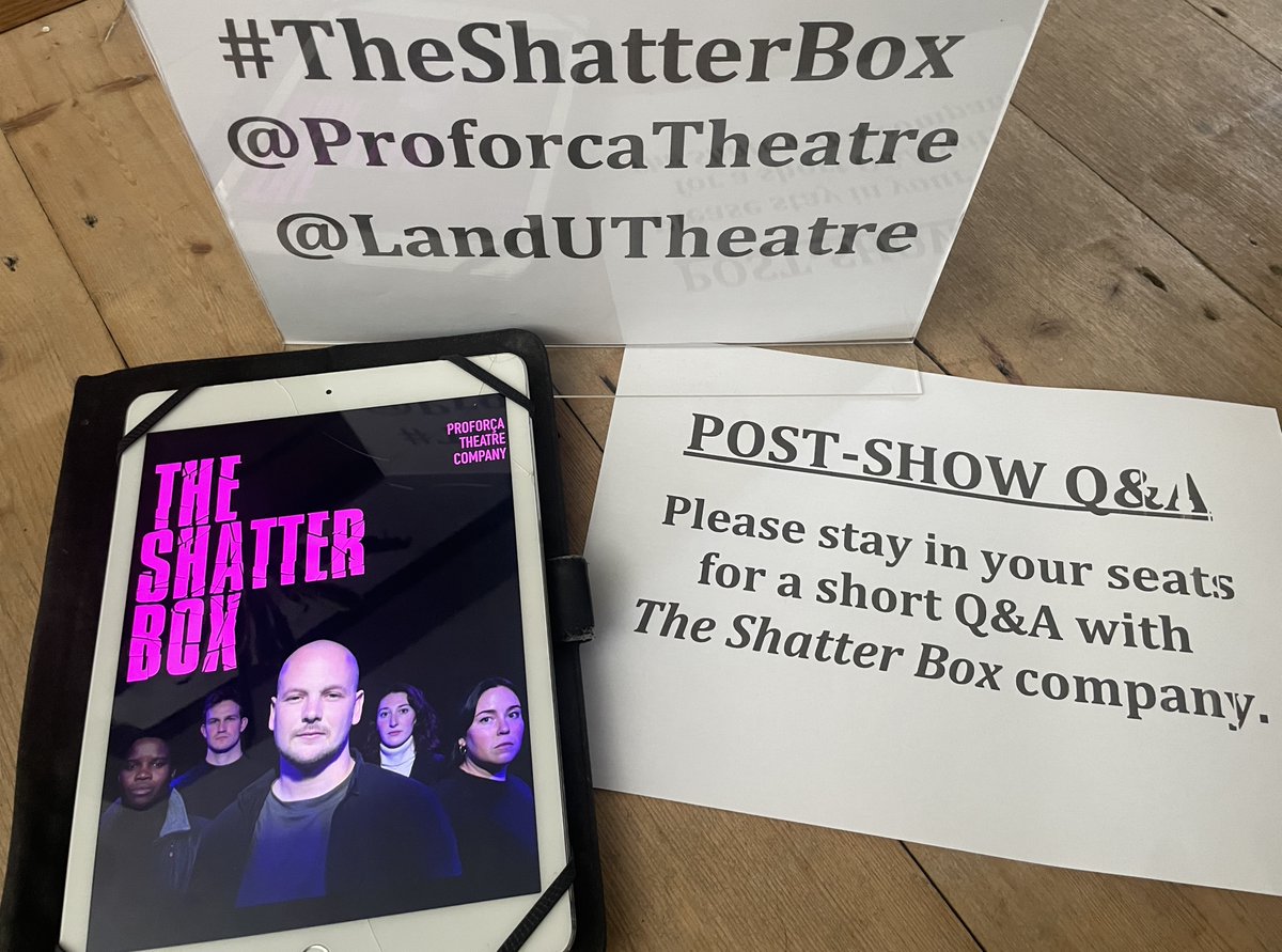 TerriPaddock's tweet photo. Signs ready for tonight's @ProforcaTheatre #TheShatterBox Q&A!
Any Qs for AD @davidbrady83 & his fab cast bringing this Black Mirror-like thriller to the stage?
@KieranlDee
@DodieFinamore
@MelissaTalawa
@ODonnellAlex
#NickHardie
+ @LandUTheatre associates. Can't wait! https://t.co/t2ufxCpt4Z