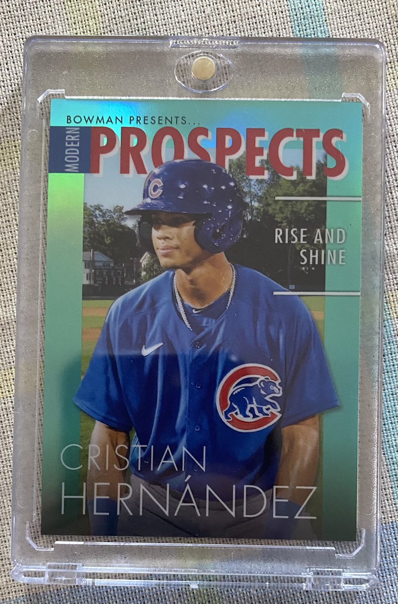 Dromani33's tweet photo. This guy is a ringer in the little league world series @CardPurchaser https://t.co/zb2aWXNbgL