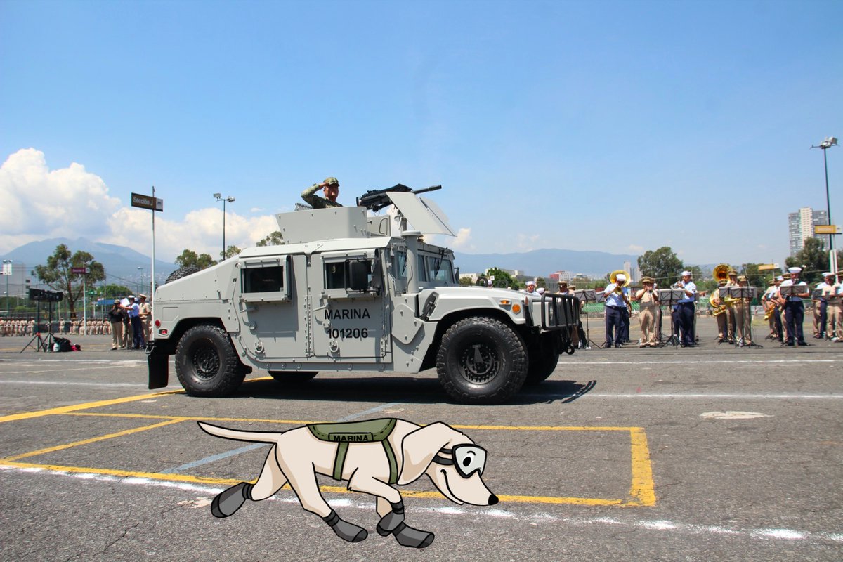 Listos para desfilar en nuestro vehículo tipo “Humvee”, les deseamos un #FelizJueves.

Este 16 de septiembre, #AlíneateConMaya.

#LomitosDesfilando
 #HuellitasAlDesfile
