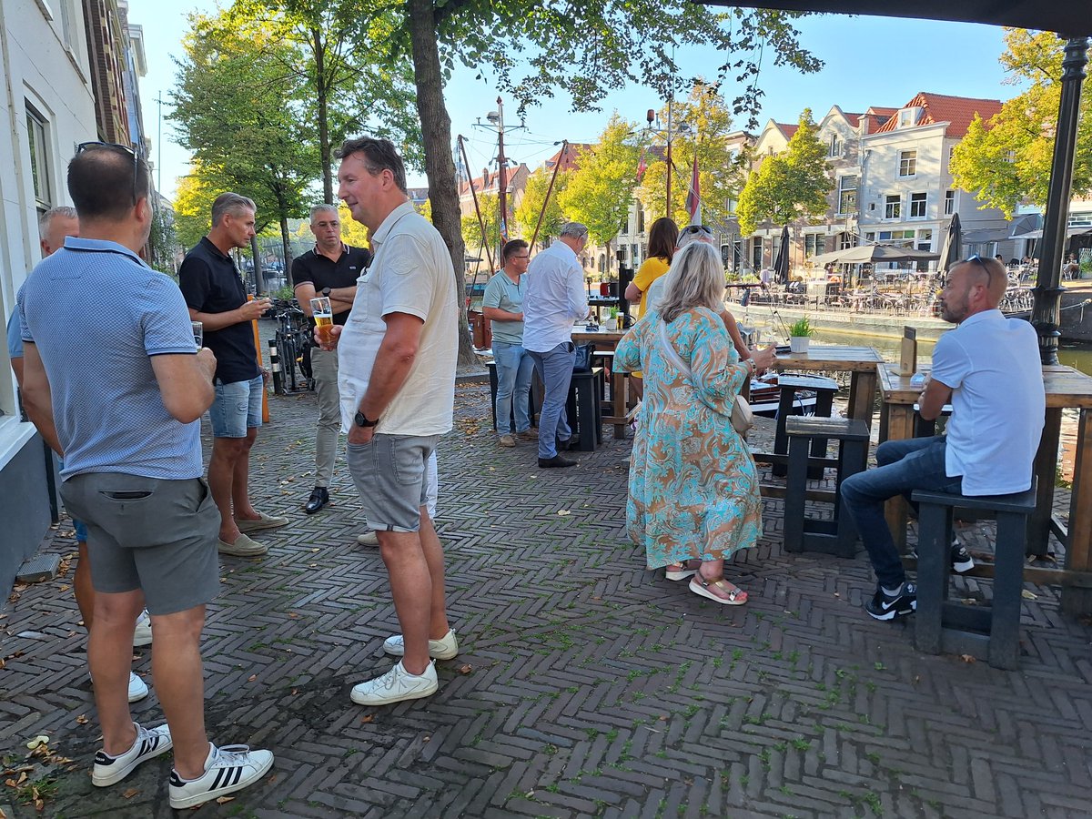 excelsior20's tweet photo. Opening van het voetbalseizoen van de Business Club Excelsior'20 Voetbal ! #babbels
Ook lid worden van de Business Club? Aanmelden kan via de site maar ook bij @Zoran_Nikolic, Jolanda , Karin of @Zudema https://t.co/4eXkuL9VW3