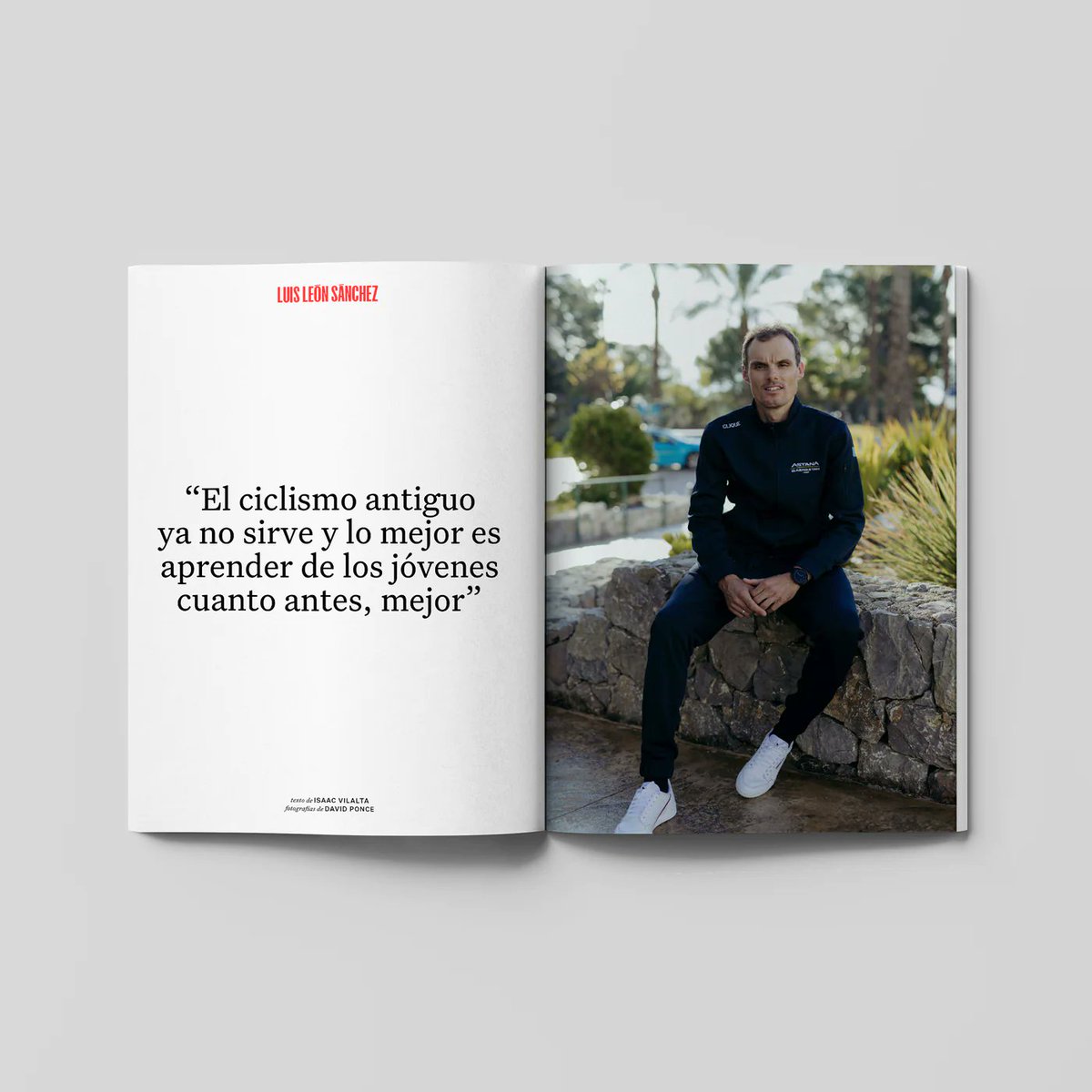 ccvolata's tweet photo. Qué interesante e incisiva ha sido la conversación de @ImanolErviti y @LLEONSANCHEZ en @rtve.
Dos ciclista que pudimos conocer más en profundidad en los dos últimos números de la revista.
#VOLATA37 ➡️https://t.co/6meWqbnuOY
#VOLATA38 ➡️https://t.co/Ww8vADYRmQ https://t.co/wrp8MzaEUM