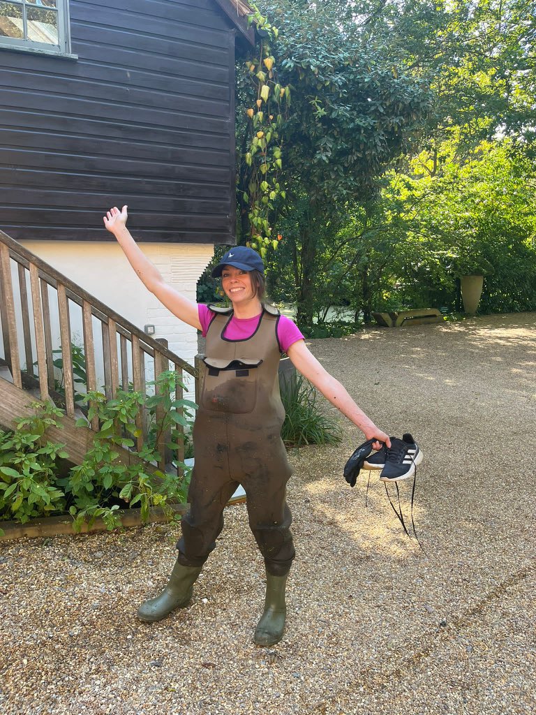 Vikki Leedham tweet media