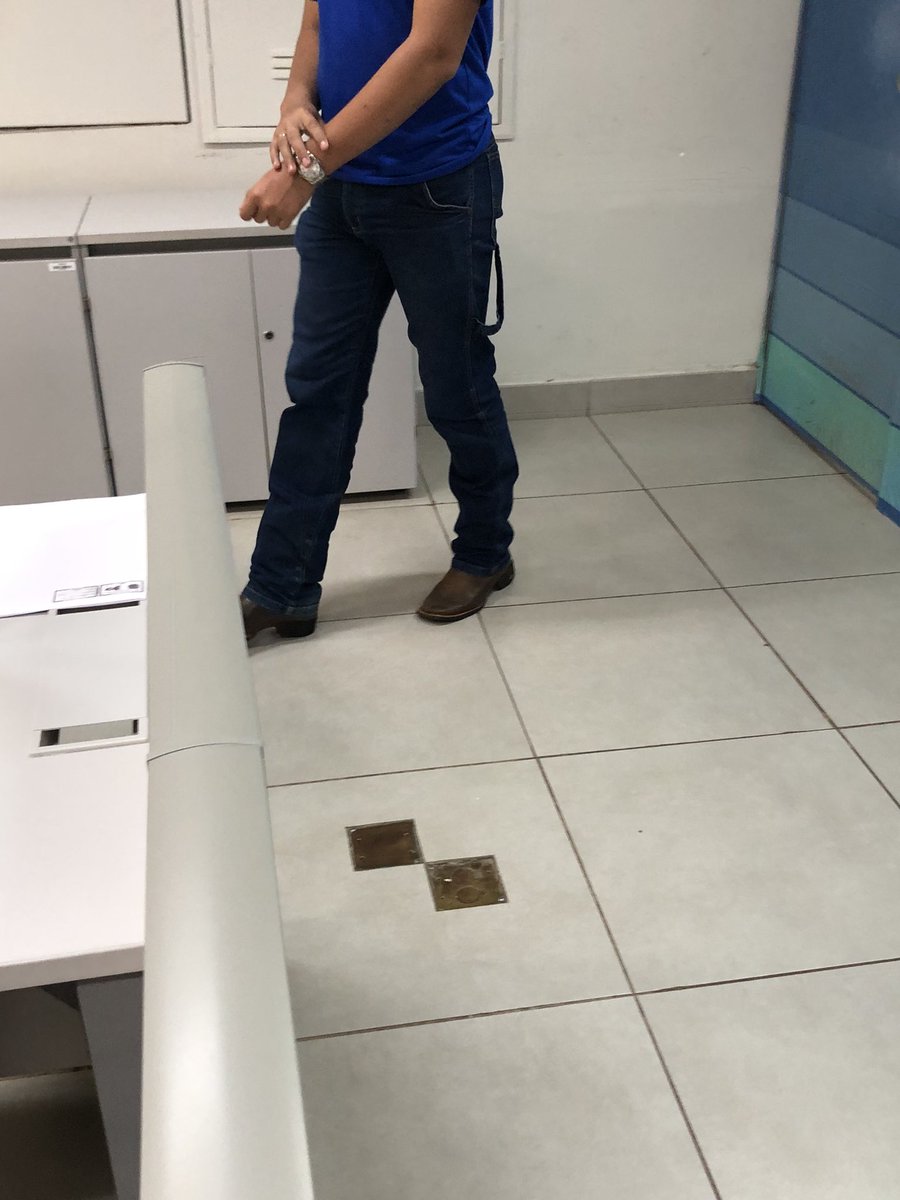 CaioMs22's tweet photo. Eu que fiquei apaixonado, por esse novinho 😅🤠😍🤤 https://t.co/bS2Gr6IDVT