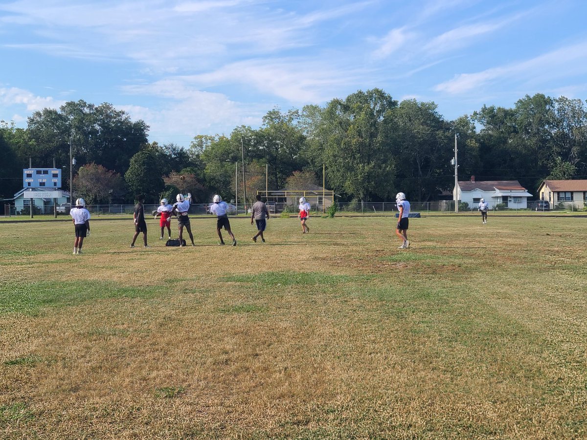 Game Preparation as we host Mississippi Prep this Saturday at The Bolles School 6pm. @CoachDerrickW @CoachGrimes10 @CoachMosesAD @joshua_worthy12 @rrichburg24 @ClayTodaySports @1010XL @MarcelASJax @ChrisPorterFCN @InTheBoxCoach @PGR_MediaM @NPGSN