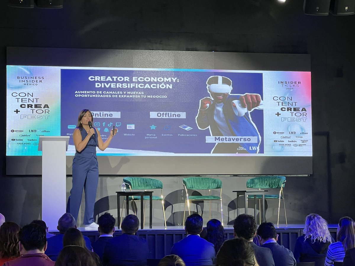 RobertoBaez's tweet photo. #ContentCreatorFest @BusInsiderMX
Evolución de las audiencias:
Audiencia ➡️Comunidad➡️Club
@linamcaceres https://t.co/5c49gYH7AW