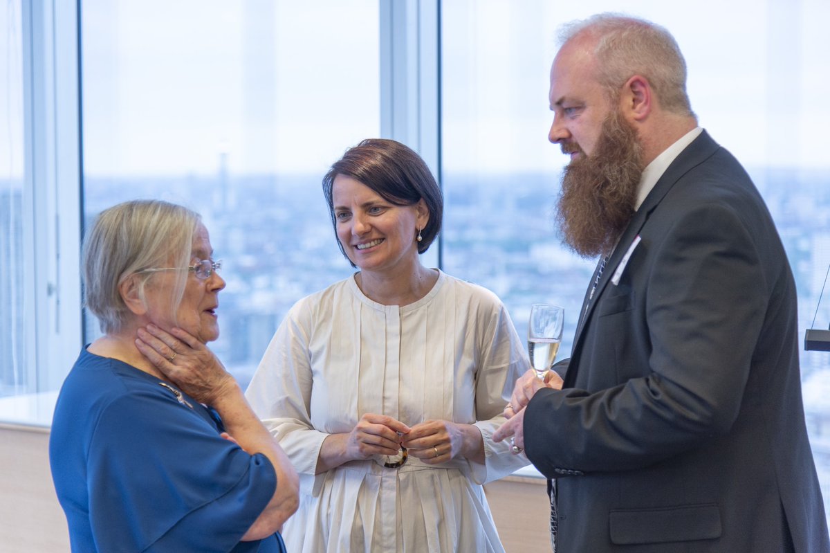 jucopel's tweet photo. Has the loveliest time in London recently at the Patron’s dinner hosted by former President of the Supreme Court, Lady Hale. 

Obviously we chatted law, but I also told her some restaurant tips for Belfast. 

#Lawyer #LegalHistory #First100Years https://t.co/sFUV9dip7r