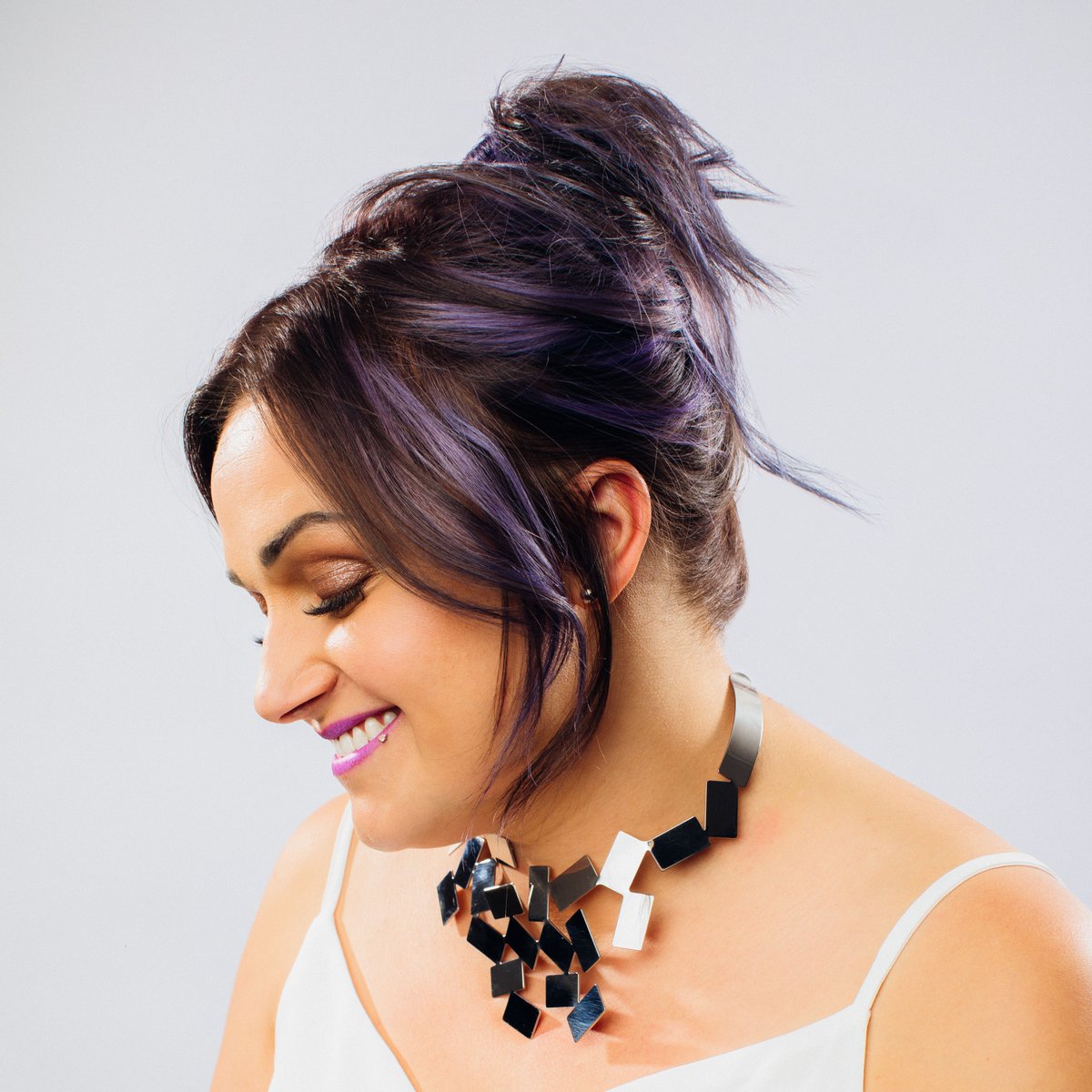 Come out tomorrow to support local pal <a href="/amynelsonmusic/">Amy Nelson</a> (🥰), <a href="/HillsideOutlaws/">HillsideOutlaws</a>, and Tommy Charles! Tickets to this triple-bill show are $20 in advance (artesianon13th.ca/event.../post/…) or at <a href="/PaperUmbrellaSK/">Paper Umbrella</a>, or $27 at the door (advance price lasts until 5 2morrow)! Doors at 7, show at 8