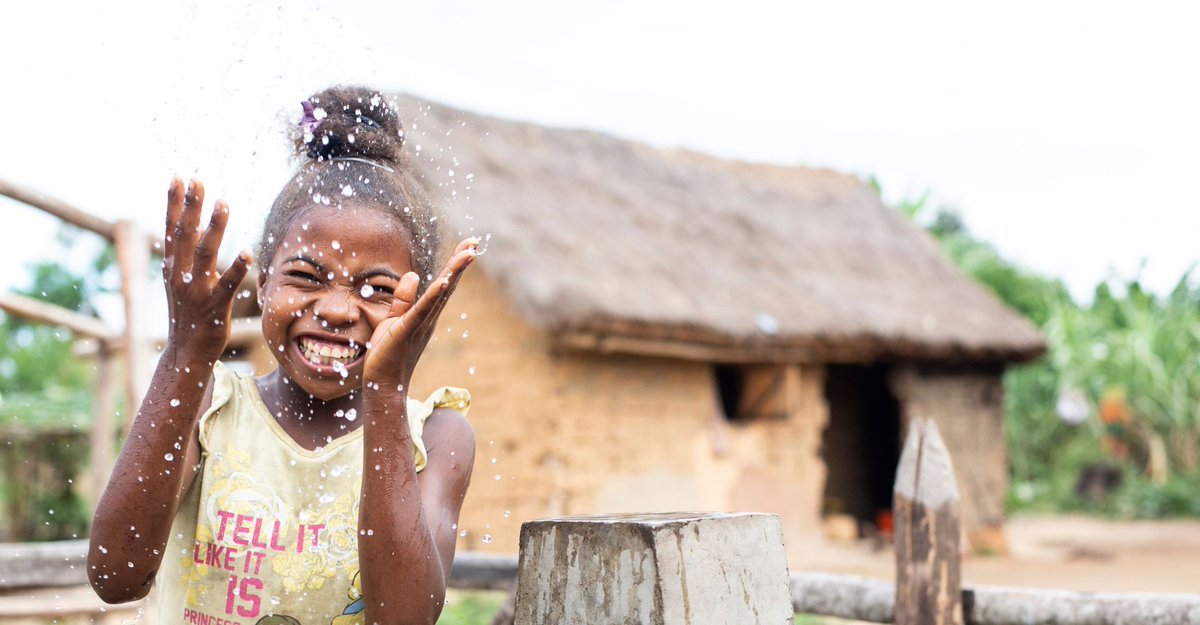 msftnonprofits's tweet photo. .@wateraid’s vision is a world where everyone, everywhere, has access to clean water, sanitation, &amp; hygiene. 💧

Gous Uddin, Head of Global CRM Transformation, explains how technology is helping them achieve this crucial goal 👇

https://t.co/eONsfIRlSr https://t.co/GiNPHa8hom