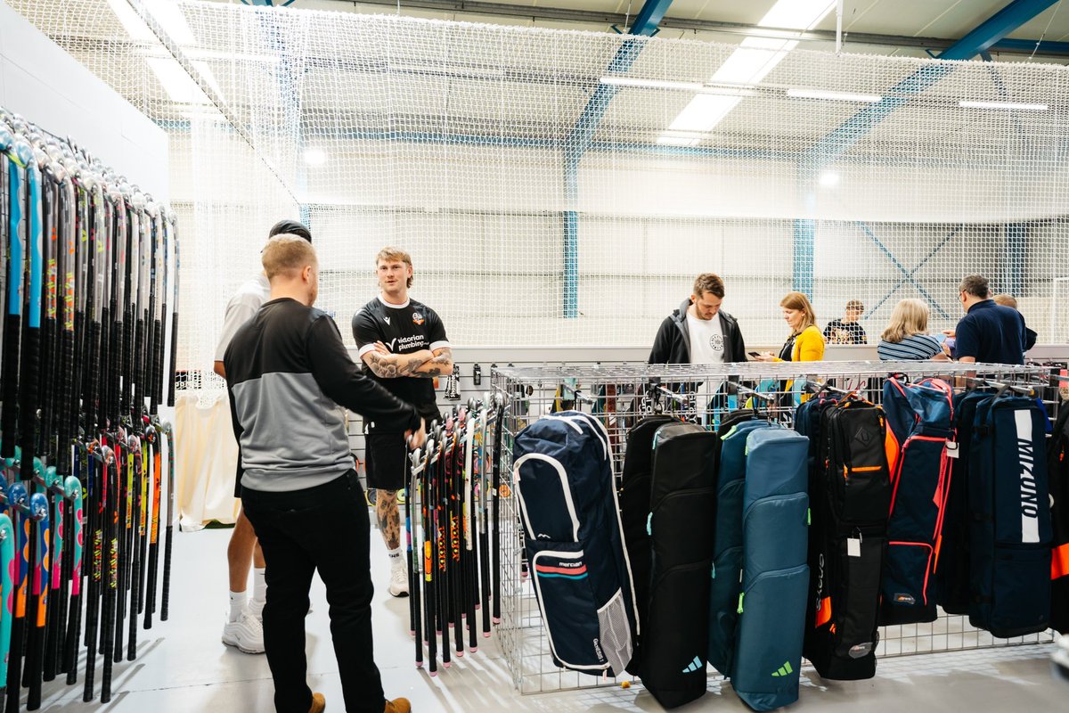 one_warehouse's tweet photo. #ThrowbackThursday to our 2023/24 Launch Day! 🥰

We had such a great day and it was awesome to meet everyone that came in 🙌

Don’t worry if you couldn’t make it, there’s still time to pop in before the season starts! 👀😄

#fieldhockey #hockey #northeast #hockeyinthenortheast https://t.co/PhaUkvfRDb