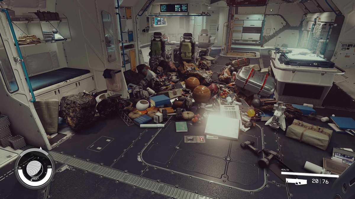 AdamCentral89's tweet photo. #Starfield My friend sent me these photos of his ship interior and they make me feel... Uncomfortable. Someone call a cleaner!! https://t.co/B6Pp9A5E7T