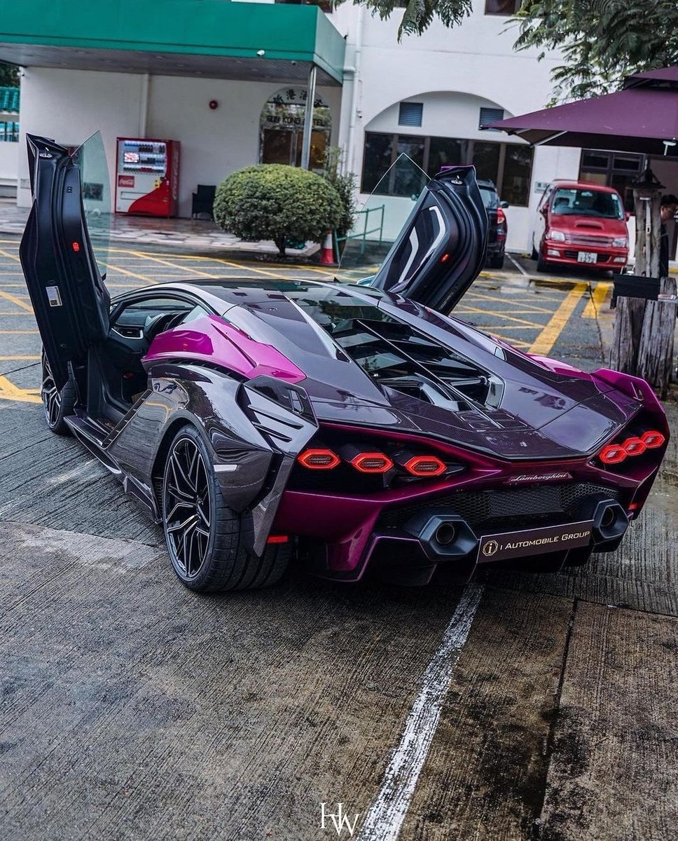 DailyLamboTM's tweet photo. Lamborghini Sián 💞 https://t.co/dTlS48V3pr
