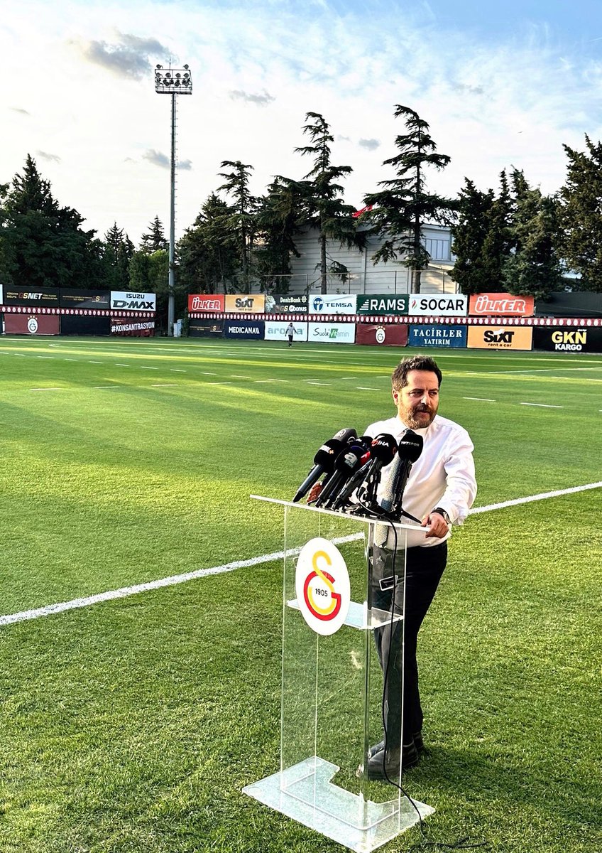 erdem_Gss's tweet photo. Galatasaray’ın sahibi taraftarıdır, şimdi daha yüksek sesle; #BenSenYokGalatasarayVar https://t.co/aMfIyb6VAr