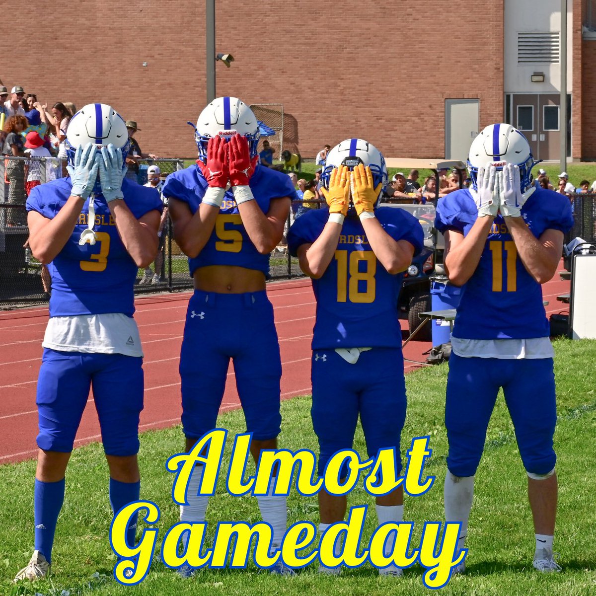 FootballArdsley's tweet photo. Almost Friday…
#MakeItHappen #ShockEveryone https://t.co/MuicV3eLsJ