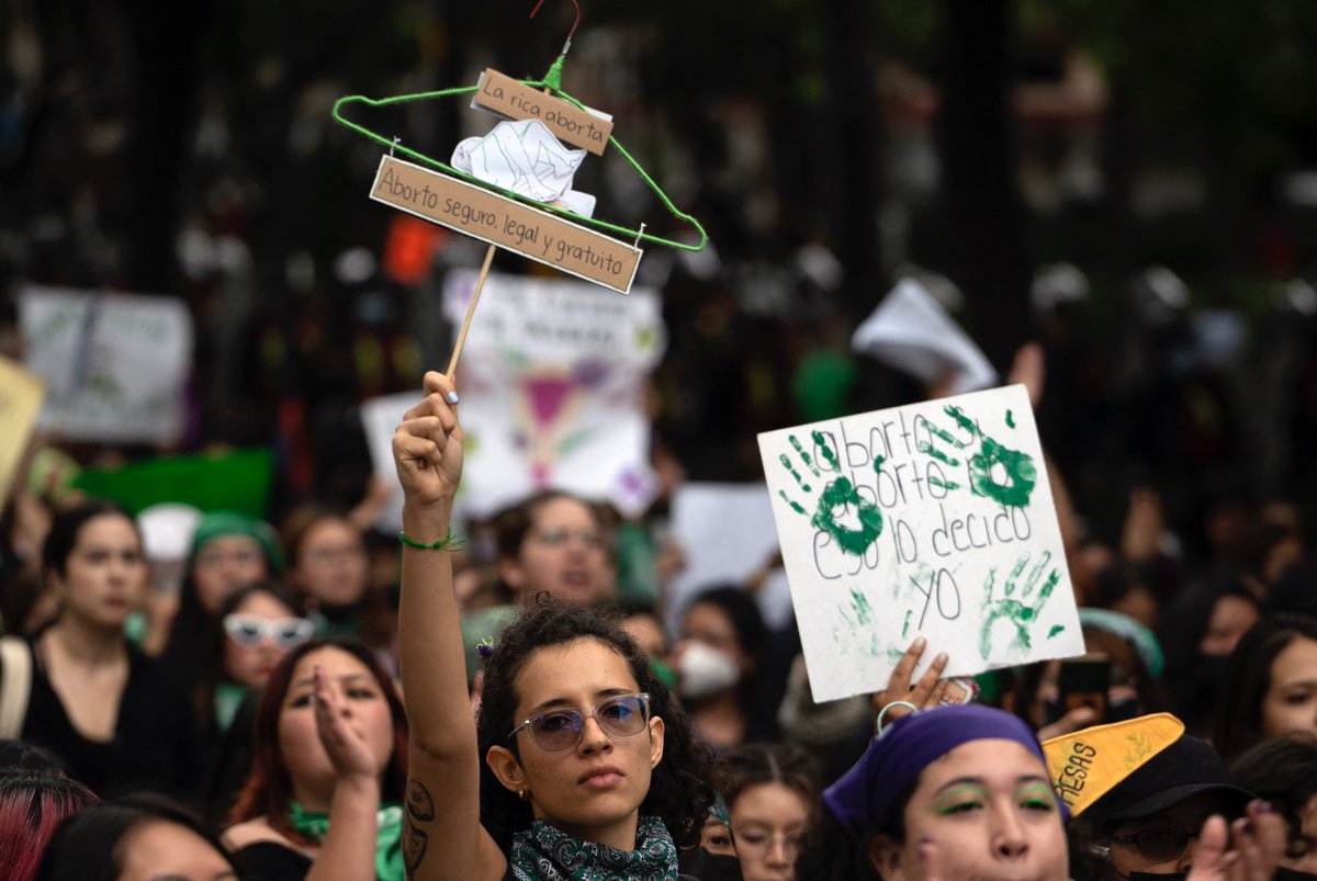 Francia 🇫🇷 celebra la decisión de México 🇲🇽 de despenalizar el #aborto.

Se trata de un gran avance para los derechos sexuales y reproductivos en este país, con el que colaboramos estrechamente para hacer avanzar un #diplomaciafeminista.