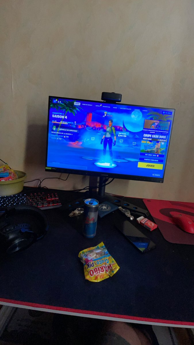 18nelv's tweet photo. Duo cc one ? https://t.co/kR2tjfs1jl