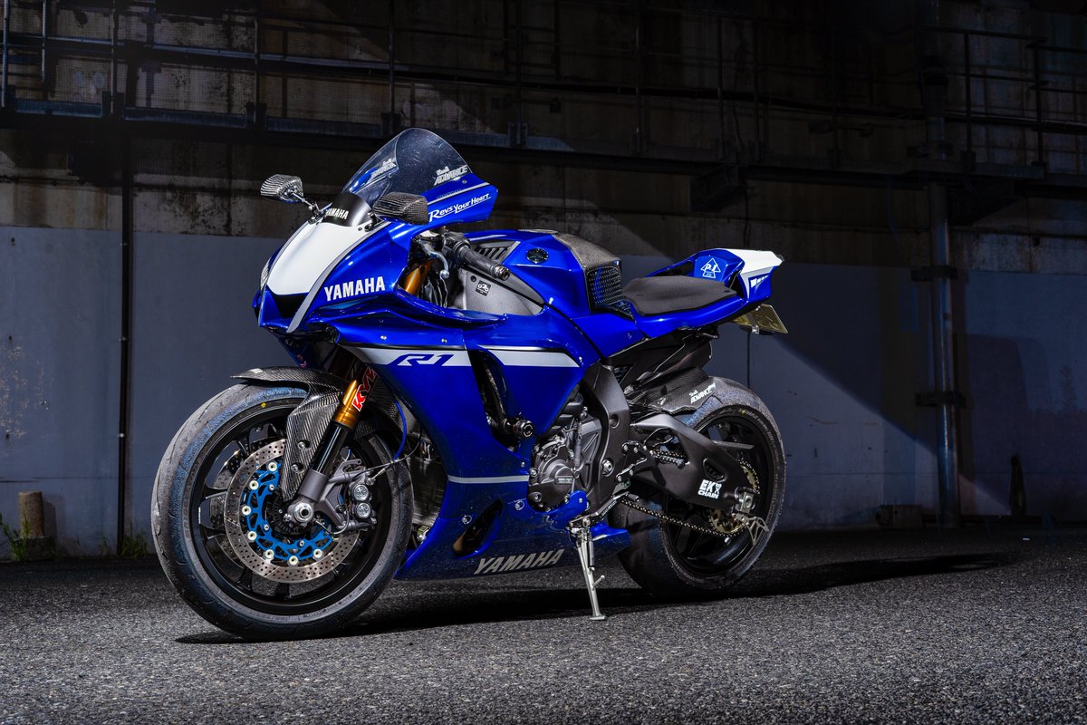 ugolorean's tweet photo. レーサーライクなR1かっこよすぎる✨

🏍: @satoshiYZFR 

#yzfr1 
#yamaha https://t.co/wqHk0Or4aC